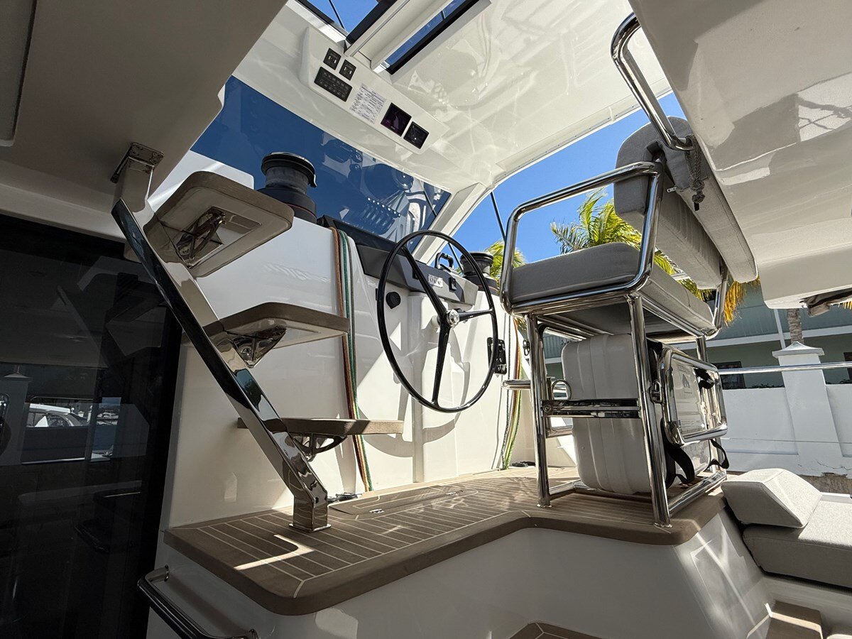 2024 XQUISITE YACHTS 61' 9