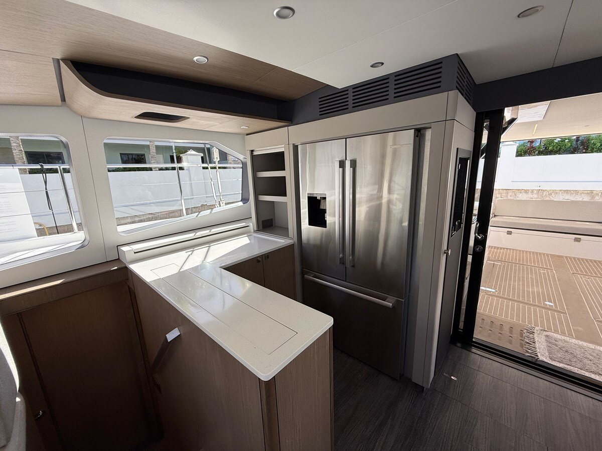 2024 XQUISITE YACHTS 61' 9