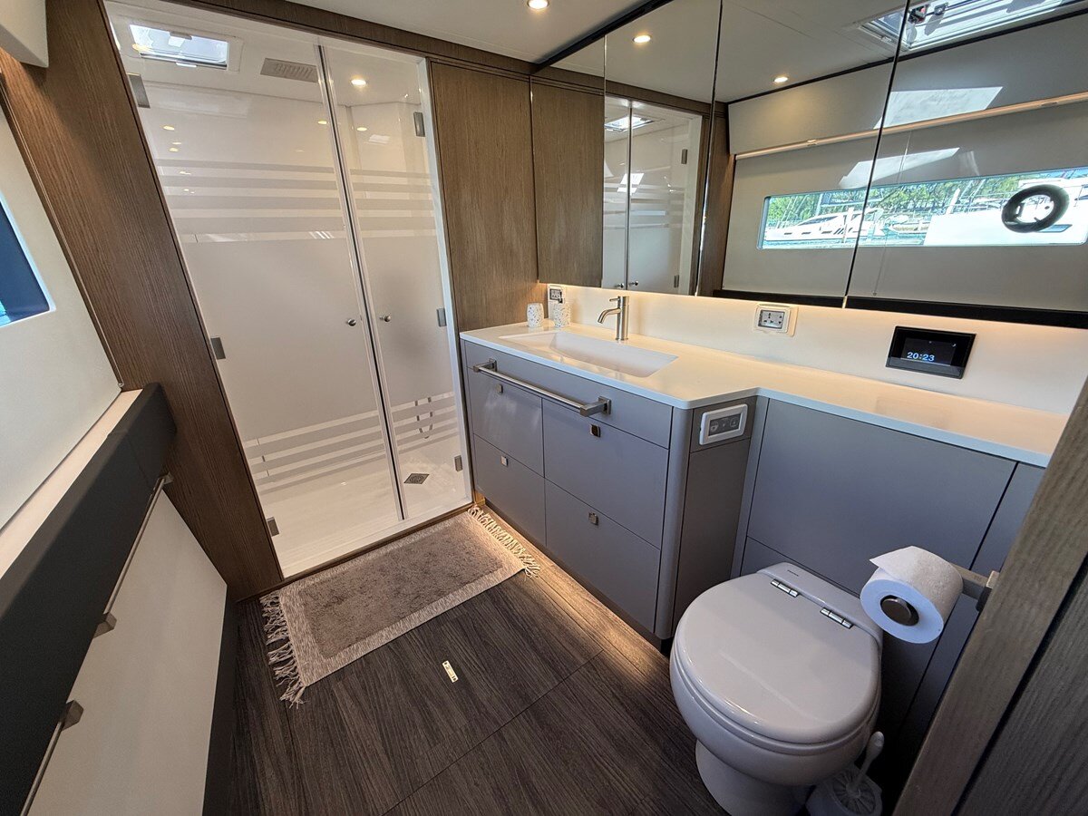 2024 XQUISITE YACHTS 61' 9