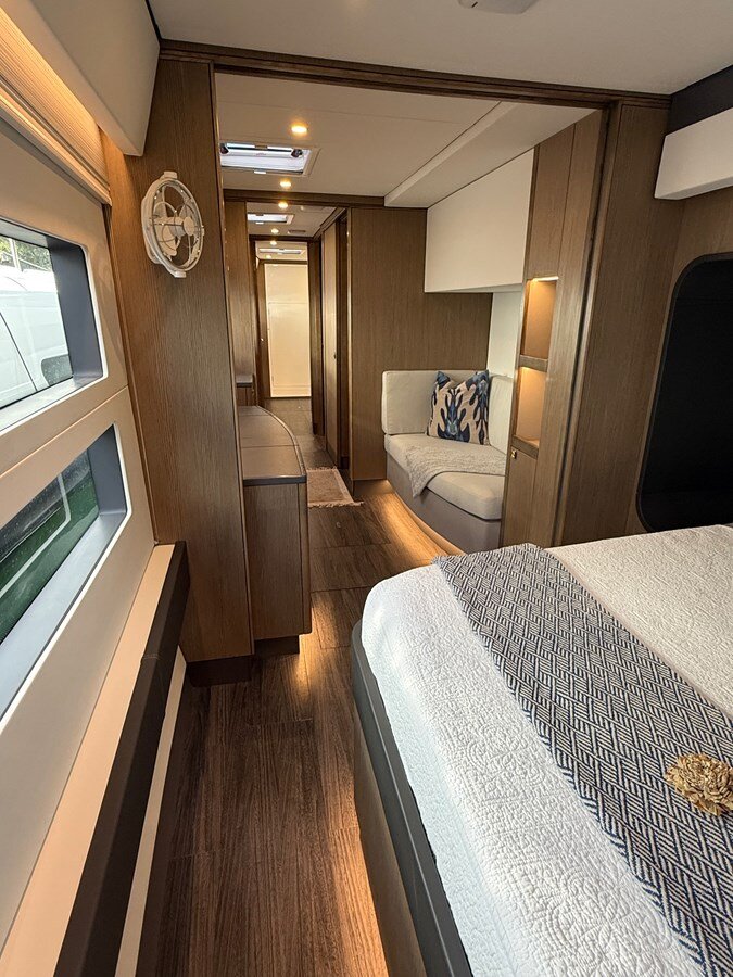 2024 XQUISITE YACHTS 61' 9