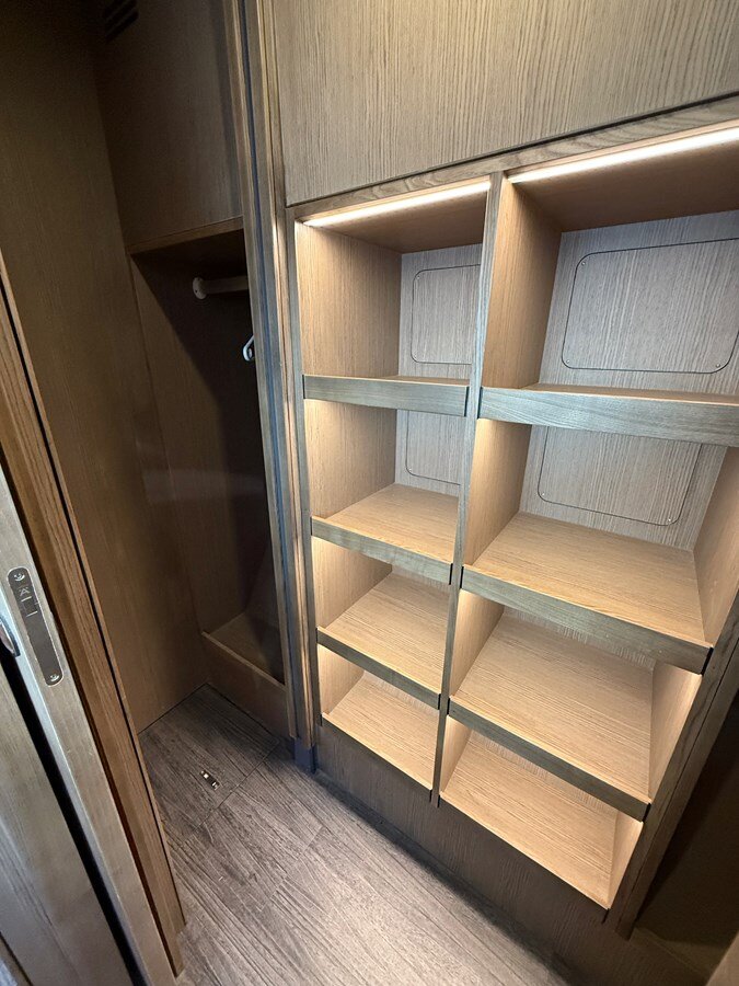 2024 XQUISITE YACHTS 61' 9