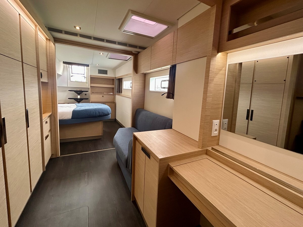 2025-fountaine-pajot-51-ea17f1