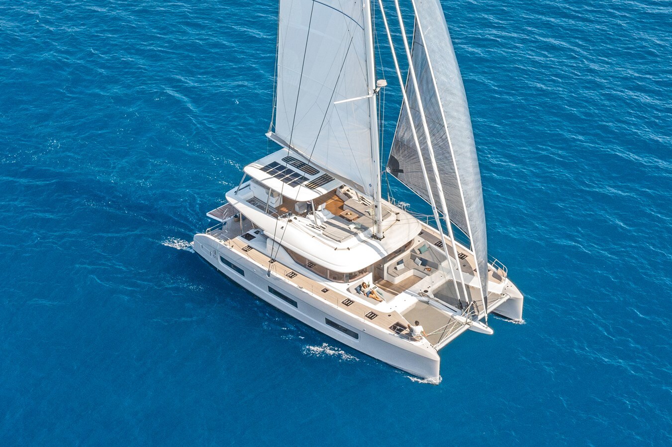 2025-lagoon-60-67ffbe