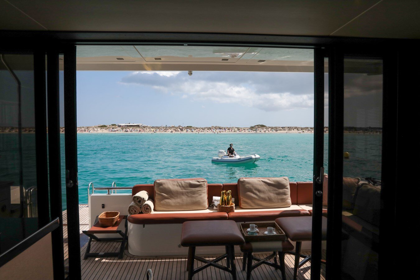 2025 OVERBLUE 58' 10