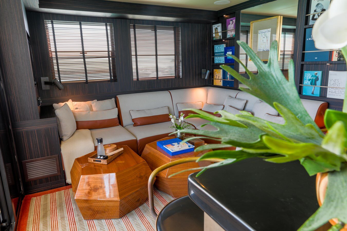 2025 OVERBLUE 58' 10