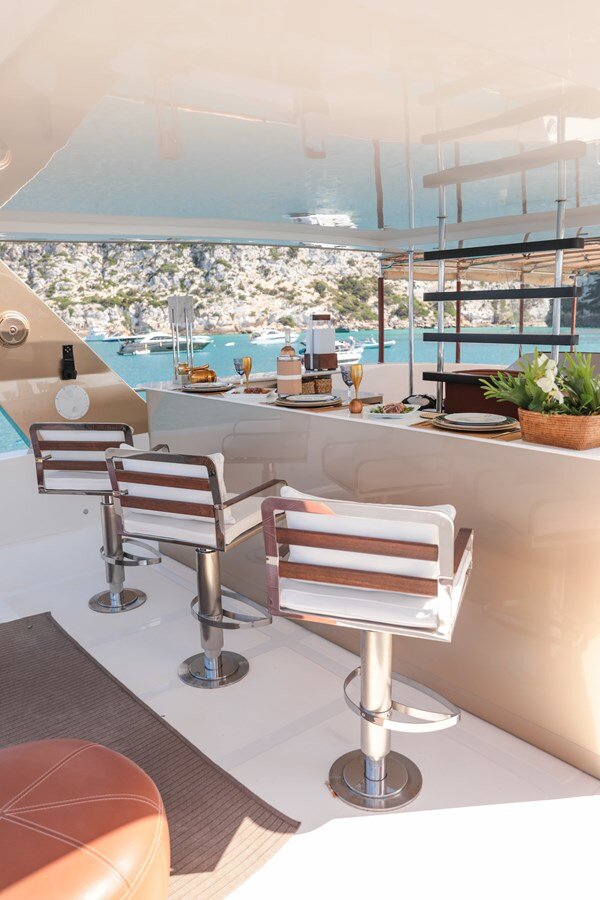 2025 OVERBLUE 58' 10