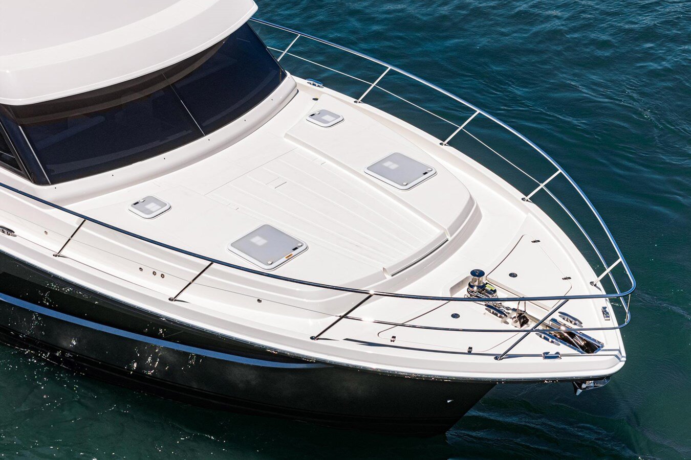 2025-riviera-0-d89e8e