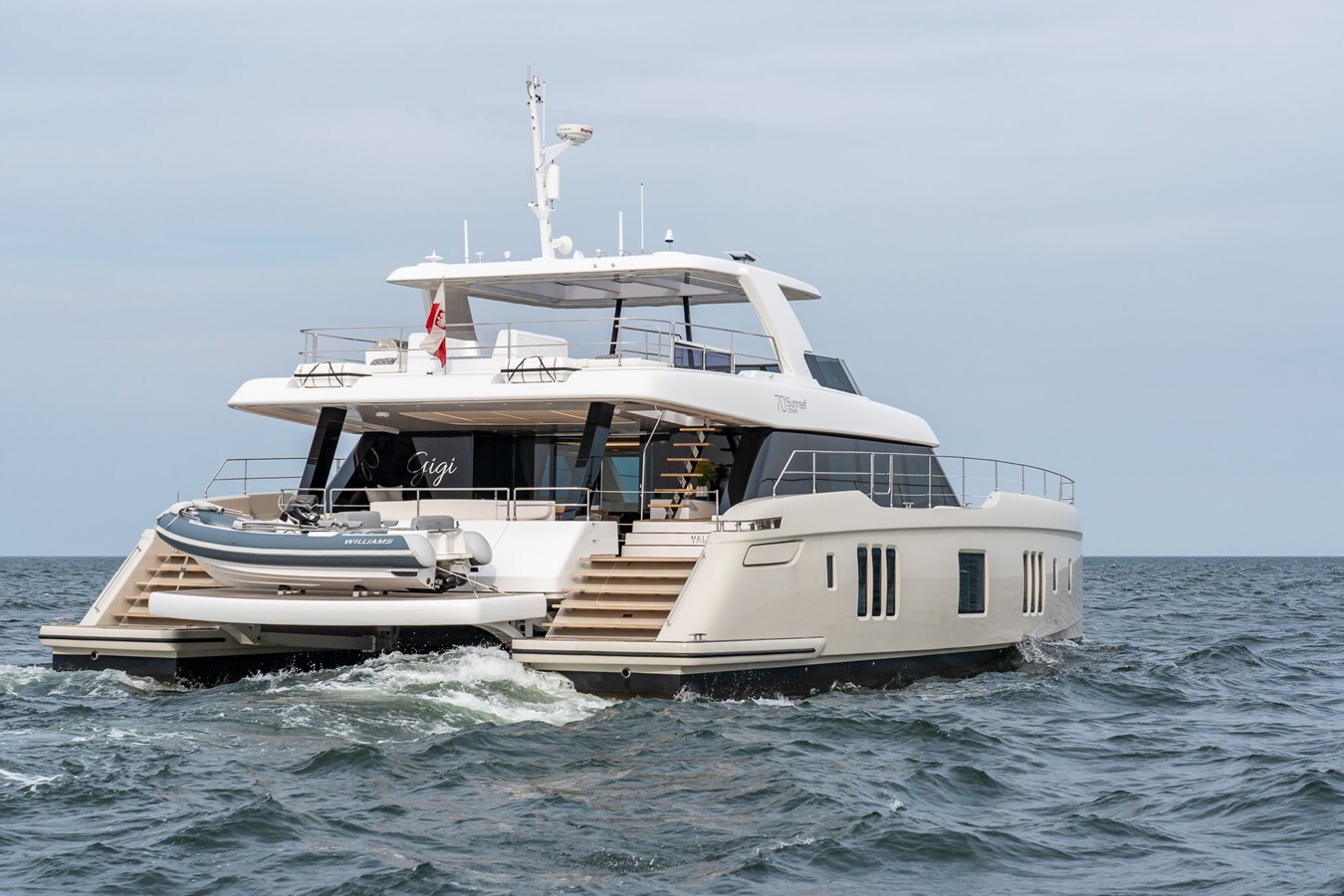 2025-sunreef-yachts-69-11-7a9a7e