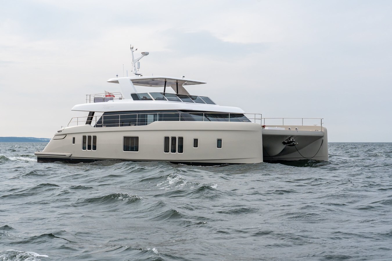 2025-sunreef-yachts-69-11-7a9a7e