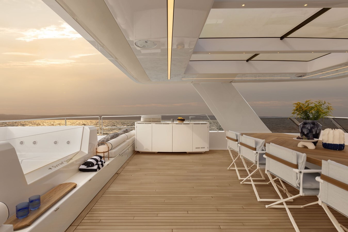 2025 SUNREEF YACHTS 69' 11