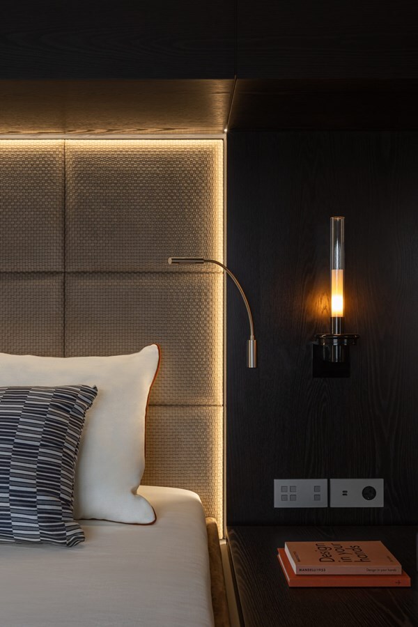 2025 SUNREEF YACHTS 69' 11