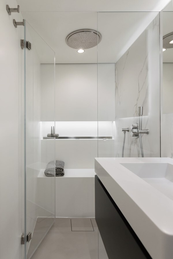 2025 SUNREEF YACHTS 69' 11