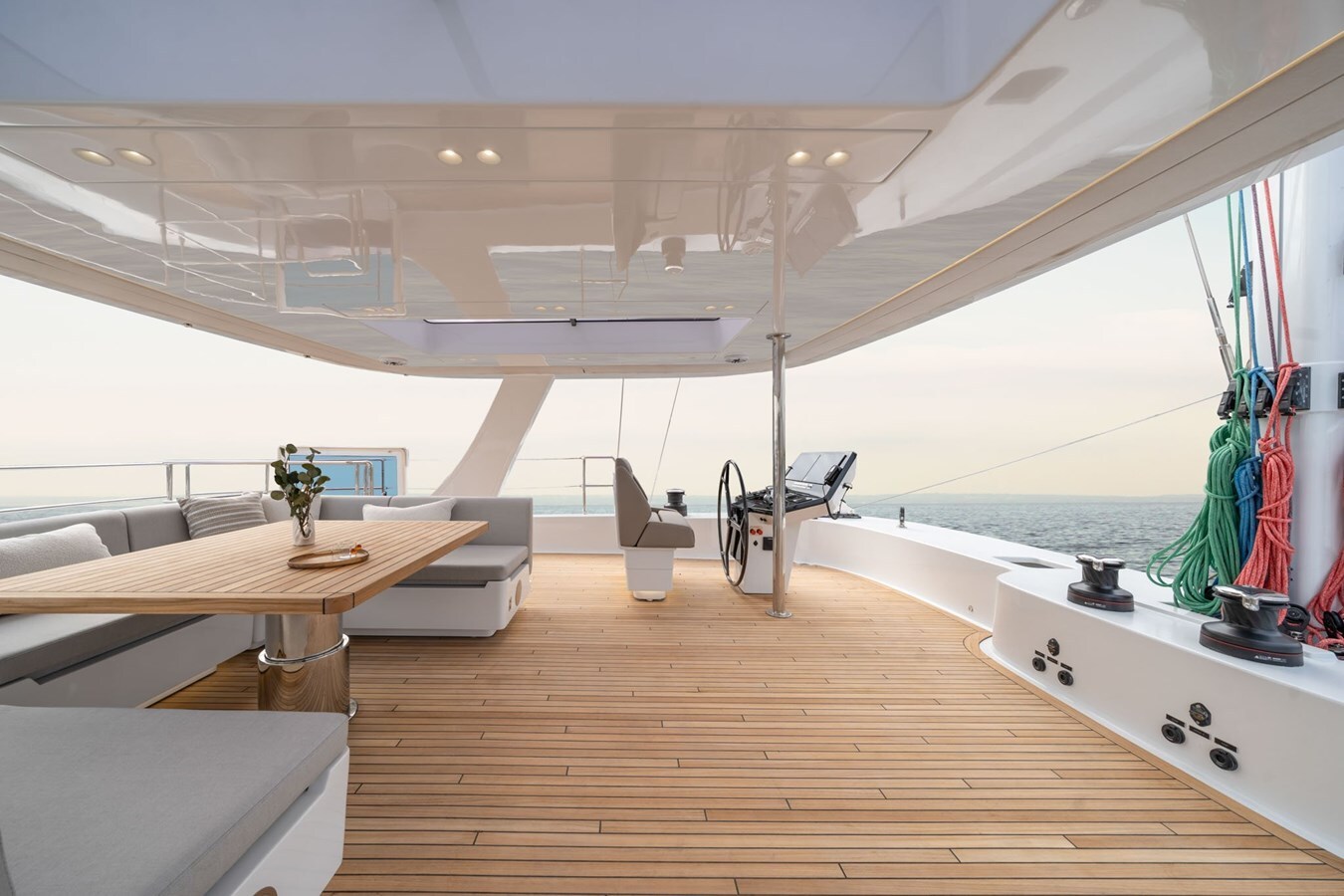 2025 SUNREEF YACHTS 71'