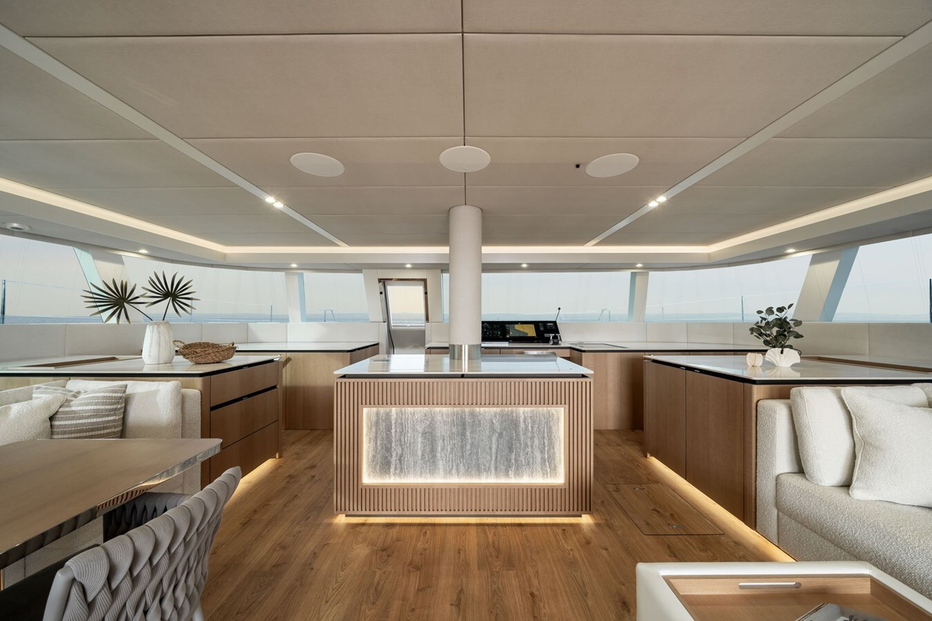2025 SUNREEF YACHTS 71'